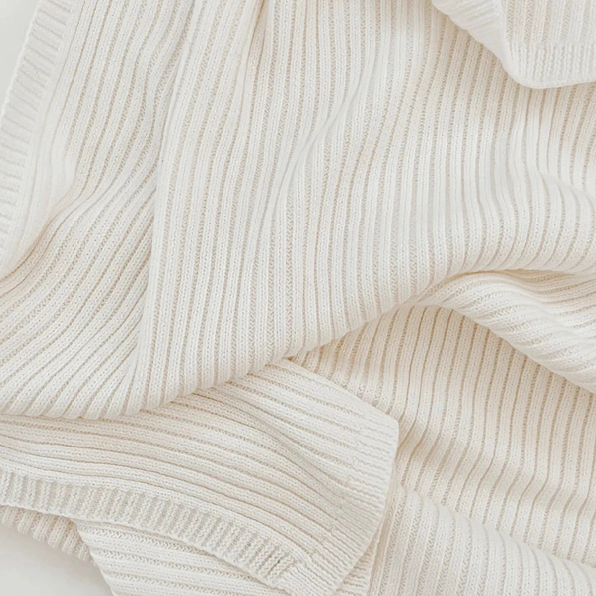 Ribbed Knit Blanket